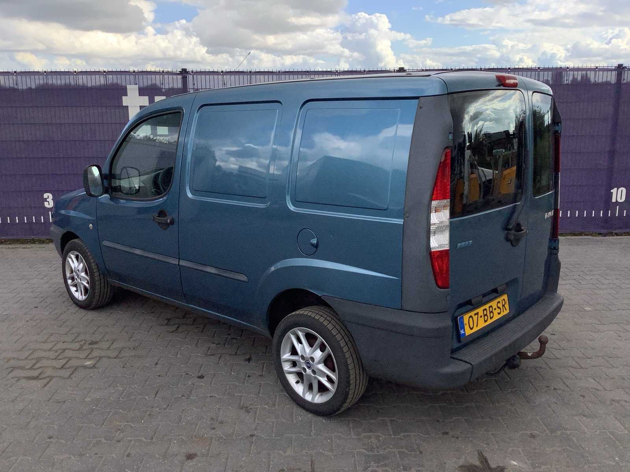 2002 - FIAT - DOBLÒ - 1.9 JTD - COMMERCIAL VEHICLE - Transporter: das Bild 3 2002 - FIAT - DOBLÒ - 1.9 JTD - COMMERCIAL VEHICLE - Transporter: das Bild 3