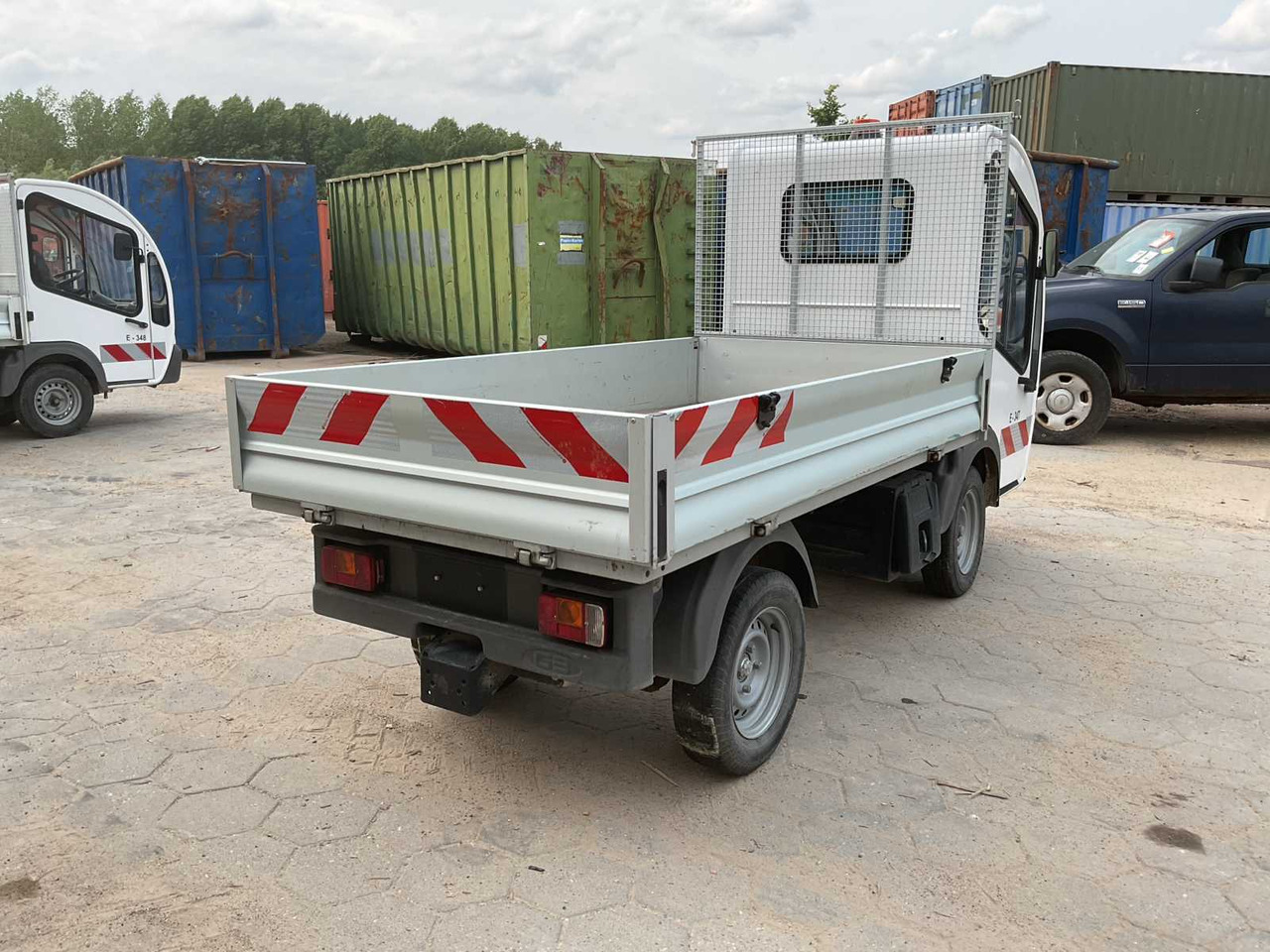 2002 GOUPIL COMMERCIAL VEHICLE - Transporter: das Bild 5 2002 GOUPIL COMMERCIAL VEHICLE - Transporter: das Bild 5