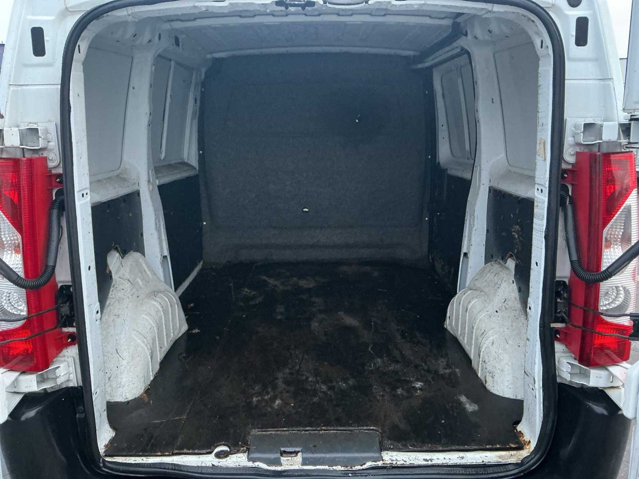 2007 - CITROEN - JUMPY - 12 1.6 HDI L1 H1 - COMMERCIAL VEHICLE - Transporter: das Bild 5 2007 - CITROEN - JUMPY - 12 1.6 HDI L1 H1 - COMMERCIAL VEHICLE - Transporter: das Bild 5