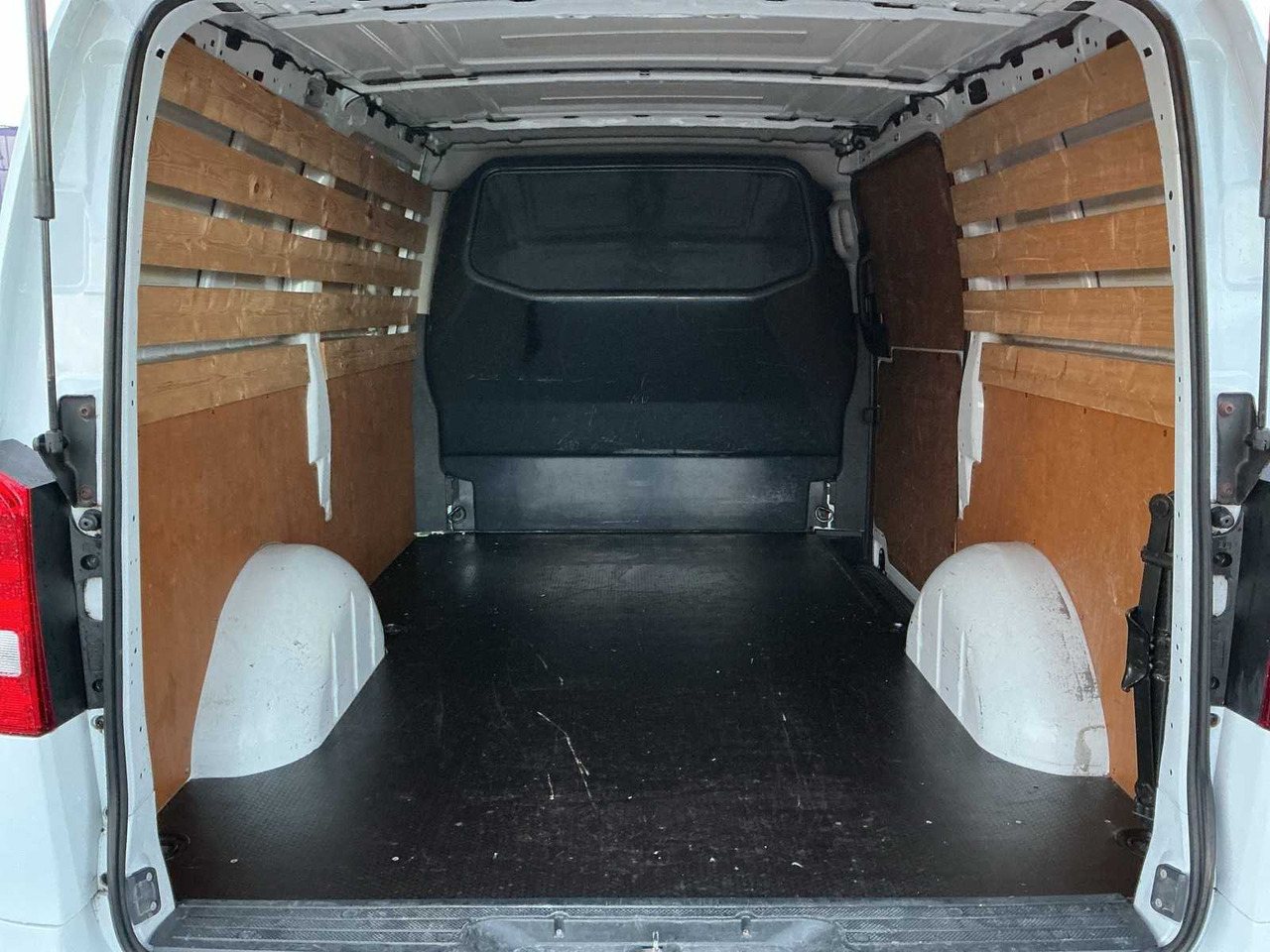 2016 - MERCEDES-BENZ - VITO - 111 CDI FUNC. LONG - COMMERCIAL VEHICLE - Transporter: das Bild 5 2016 - MERCEDES-BENZ - VITO - 111 CDI FUNC. LONG - COMMERCIAL VEHICLE - Transporter: das Bild 5