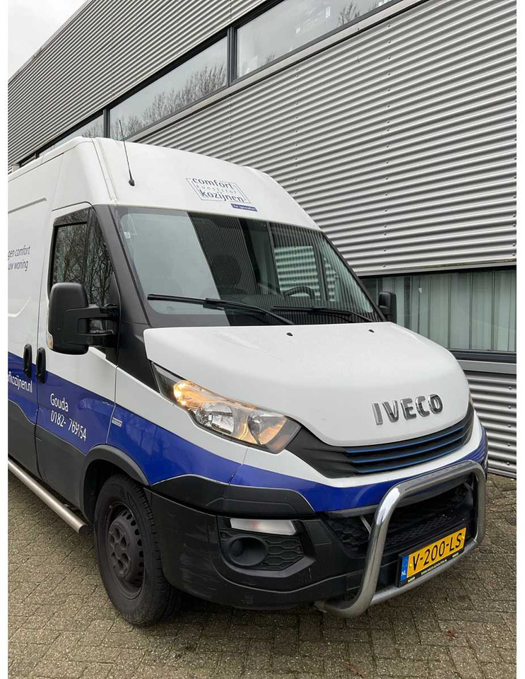 2018 IVECO DAILY 35S12 - L1H2 - EURO 6 - AUTOMATIC - 2.3L - Transporter: das Bild 2 2018 IVECO DAILY 35S12 - L1H2 - EURO 6 - AUTOMATIC - 2.3L - Transporter: das Bild 2