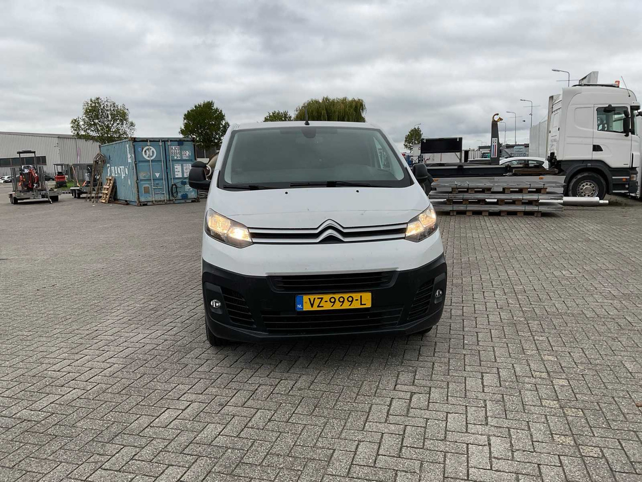 CITROEN - JUMPY 2.0 - COMMERCIAL VEHICLE - Transporter: das Bild 3 CITROEN - JUMPY 2.0 - COMMERCIAL VEHICLE - Transporter: das Bild 3