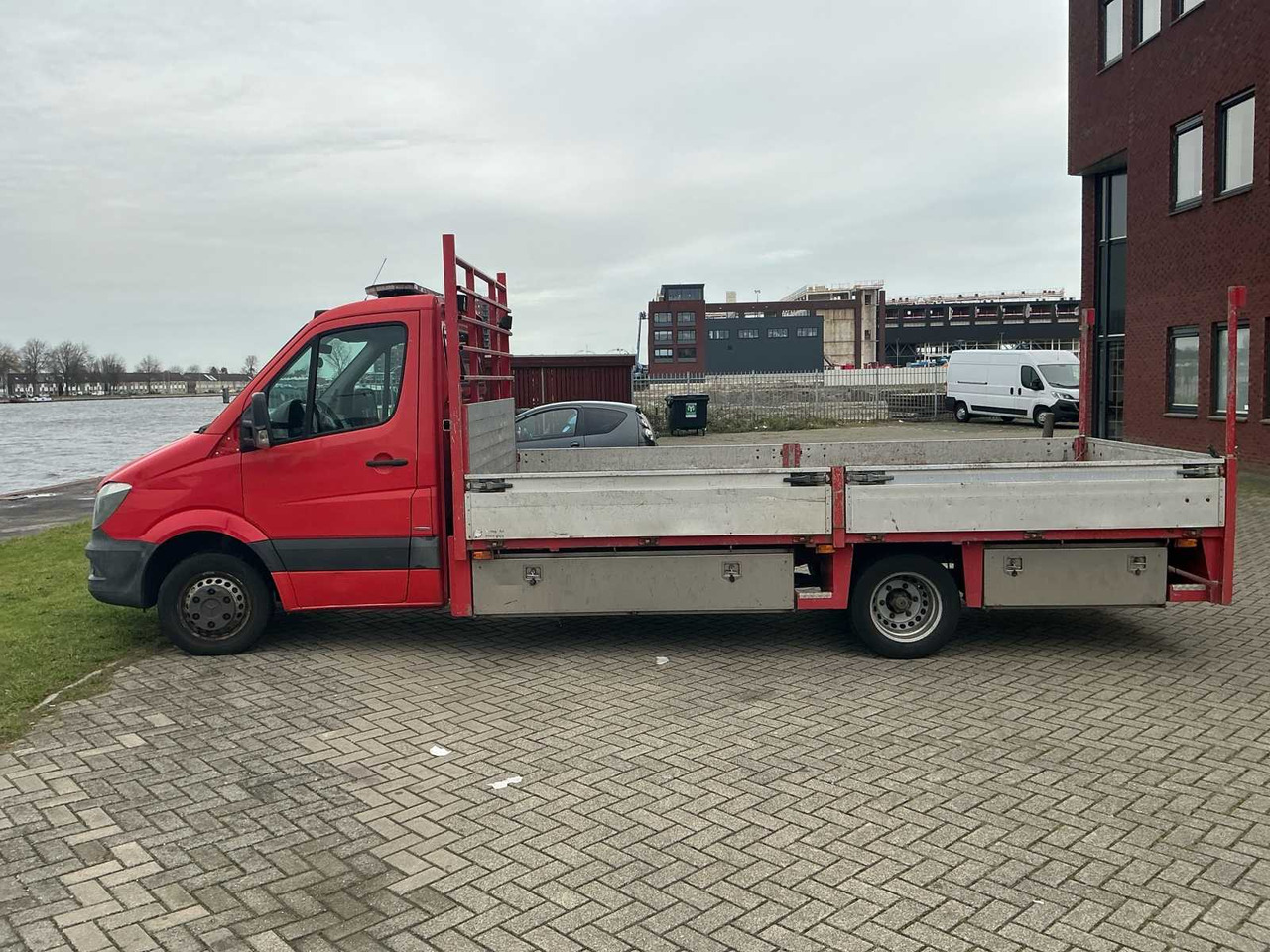 MERCEDES-BENZ SPRINTER 319 3.0 CDI 432 COMMERCIAL VEHICLE - Transporter: das Bild 2 MERCEDES-BENZ SPRINTER 319 3.0 CDI 432 COMMERCIAL VEHICLE - Transporter: das Bild 2