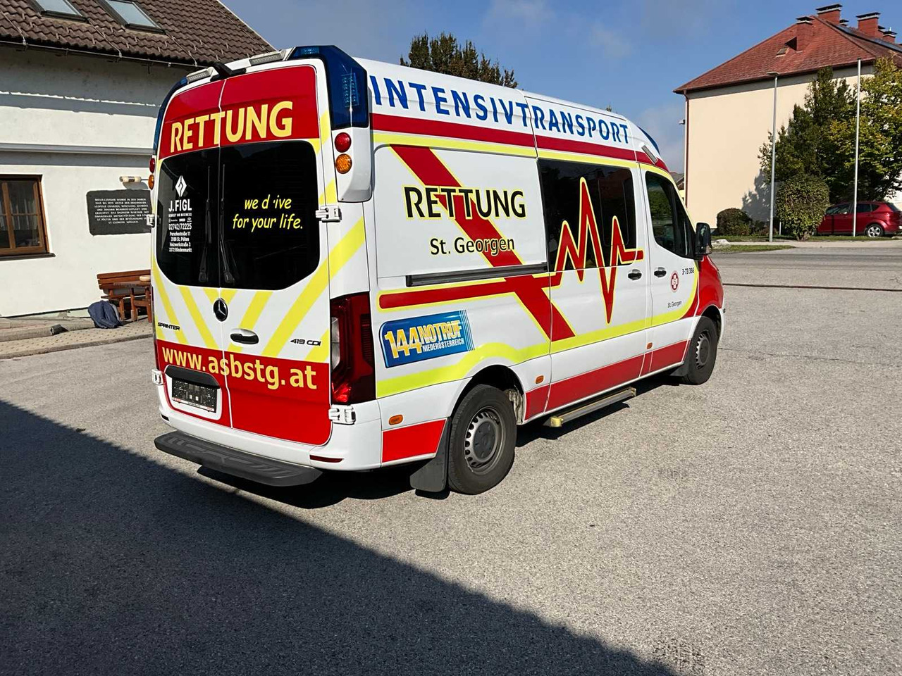 MERCEDES-BENZ SPRINTER 419 CDI AMBULANCE ITW - Transporter: das Bild 4 MERCEDES-BENZ SPRINTER 419 CDI AMBULANCE ITW - Transporter: das Bild 4