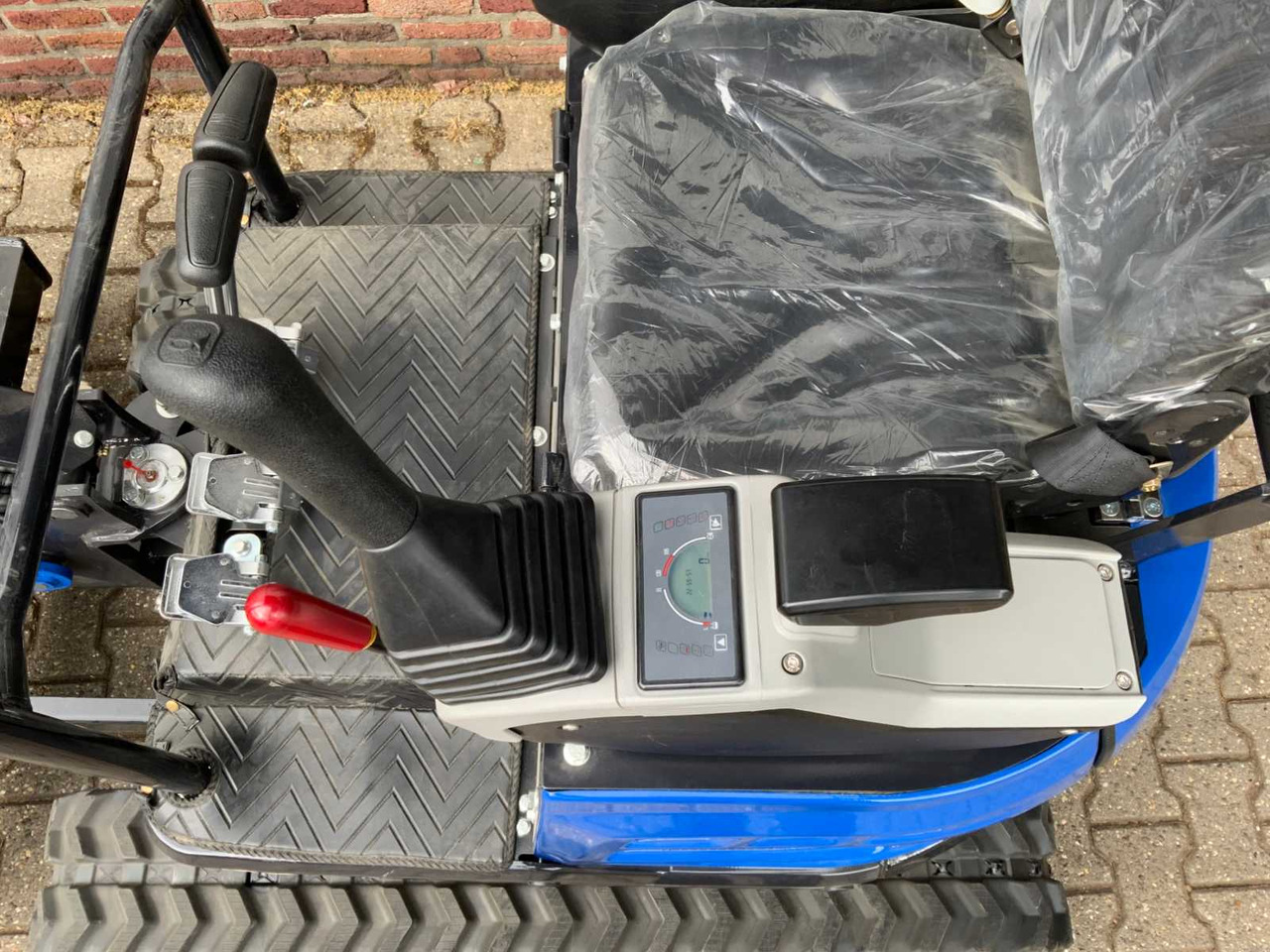 Bagger ULTRA FORCE EQUIPMENT NM-1800 KG CRAWLER EXCAVATOR DIESEL 2025 INCL. 3 BUCKETS: das Bild 13