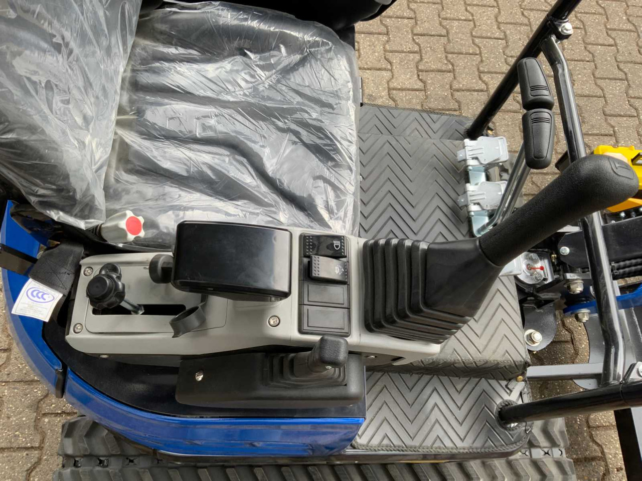 Bagger ULTRA FORCE EQUIPMENT NM-1800 KG CRAWLER EXCAVATOR DIESEL 2025 INCL. 3 BUCKETS: das Bild 12