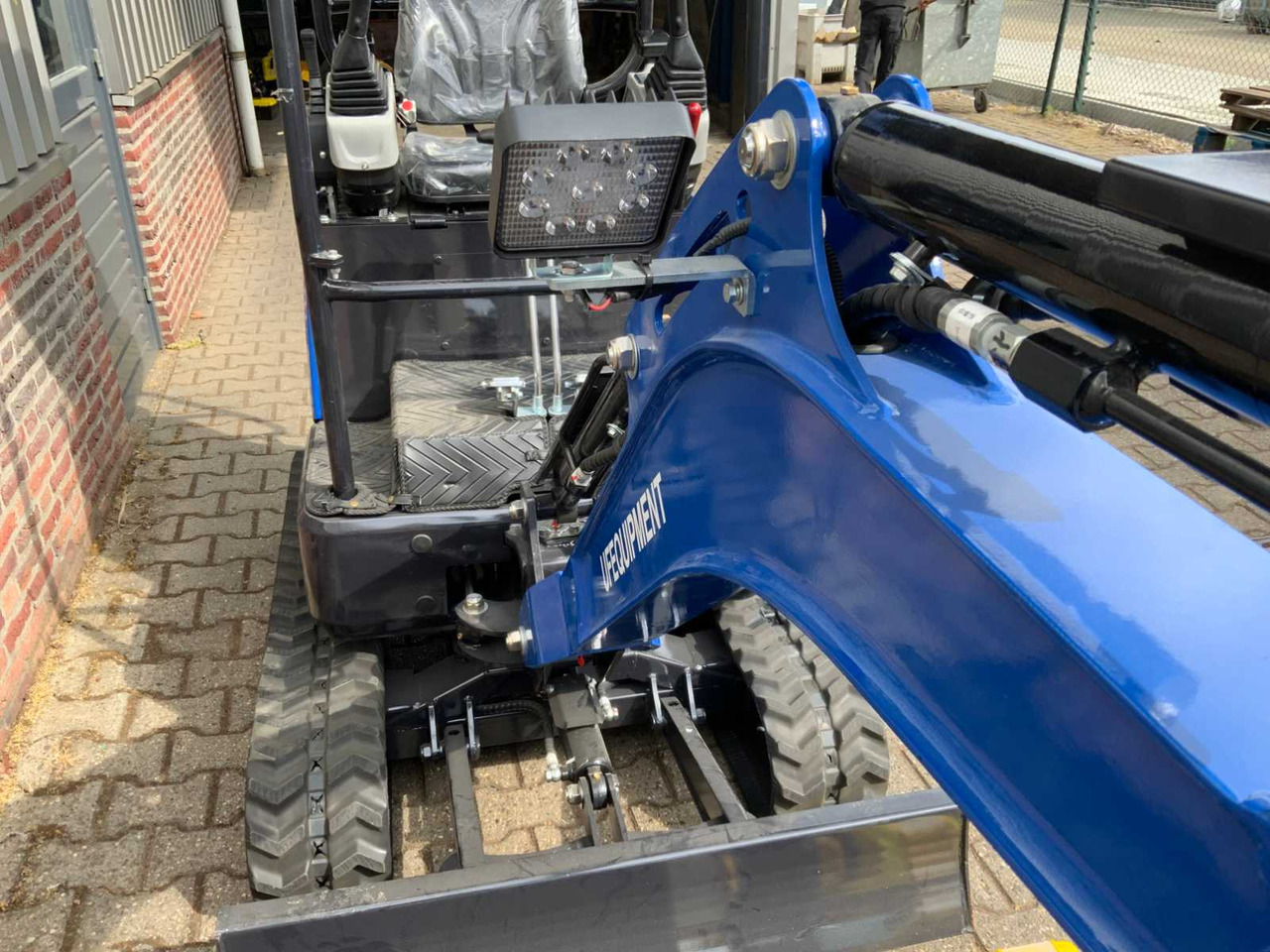 Bagger ULTRA FORCE EQUIPMENT NM-1800 KG CRAWLER EXCAVATOR DIESEL 2025 INCL. 3 BUCKETS: das Bild 17