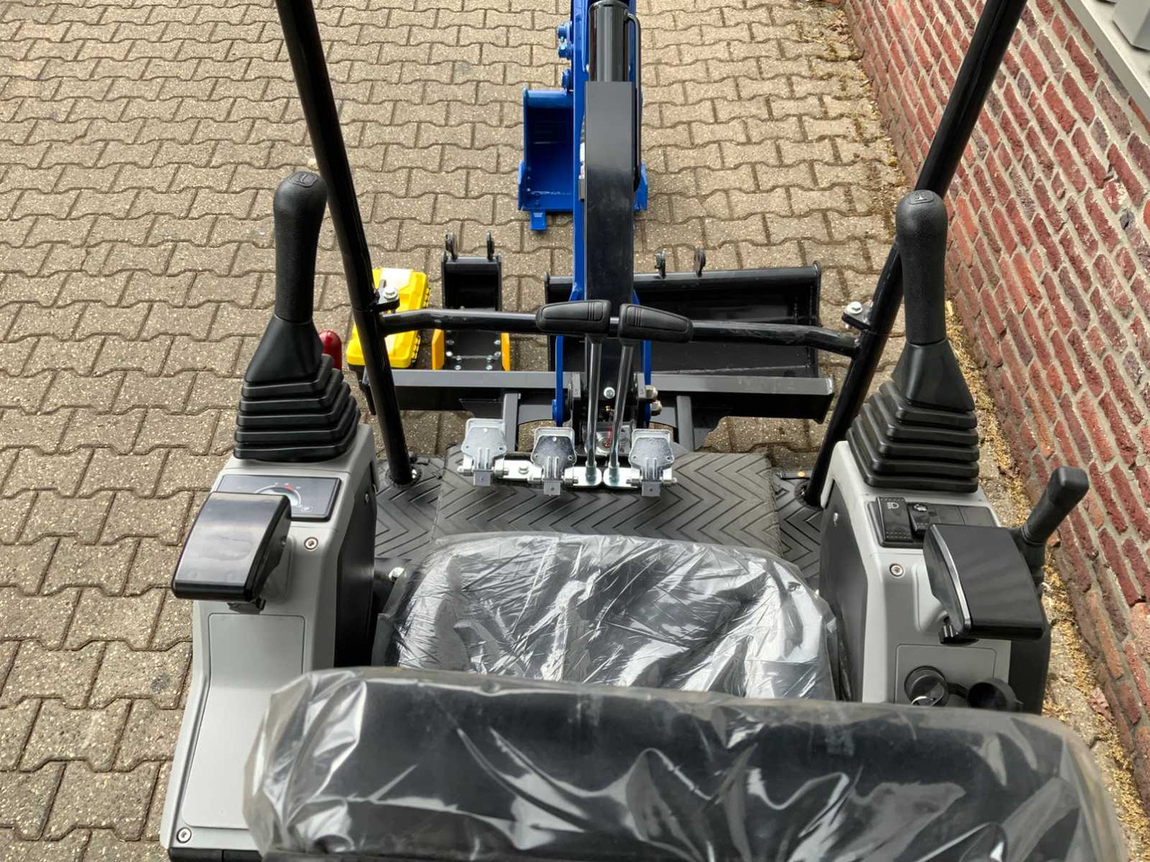 Bagger ULTRA FORCE EQUIPMENT NM-1800 KG CRAWLER EXCAVATOR DIESEL 2025 INCL. 3 BUCKETS: das Bild 19