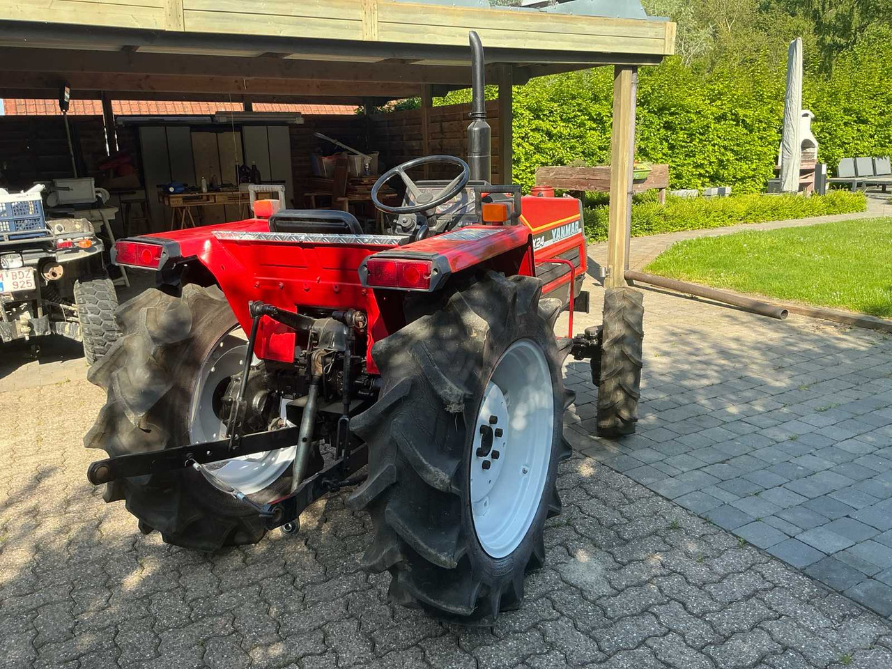 Yanmar FX24 - Kleintraktor: das Bild 4 Yanmar FX24 - Kleintraktor: das Bild 4