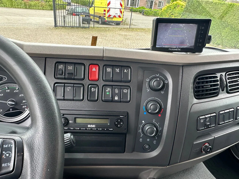 Kühlkoffer LKW DAF LF 210 LF210.14. EURO6. 2018. KOELBAKWAGEN MET LAADKLEP 2000kg: das Bild 19