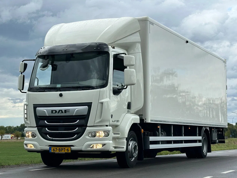 DAF LF 210 LF210.14. 2020. 810x249x240 als in NIEUWSTAAT! - LKW: das Bild 1 DAF LF 210 LF210.14. 2020. 810x249x240 als in NIEUWSTAAT! - LKW: das Bild 1
