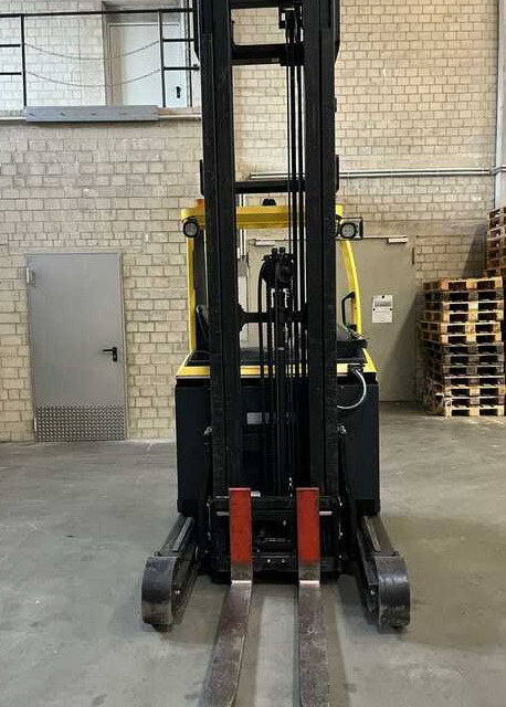 Hyster R1.6 - Schubmaststapler: das Bild 3 Hyster R1.6 - Schubmaststapler: das Bild 3