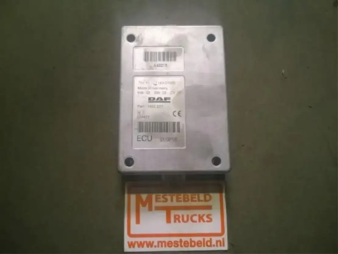 DAF Regeleenheid telefooninterface XF105 - Elektrische Ausrüstung für LKW: das Bild 1 DAF Regeleenheid telefooninterface XF105 - Elektrische Ausrüstung für LKW: das Bild 1