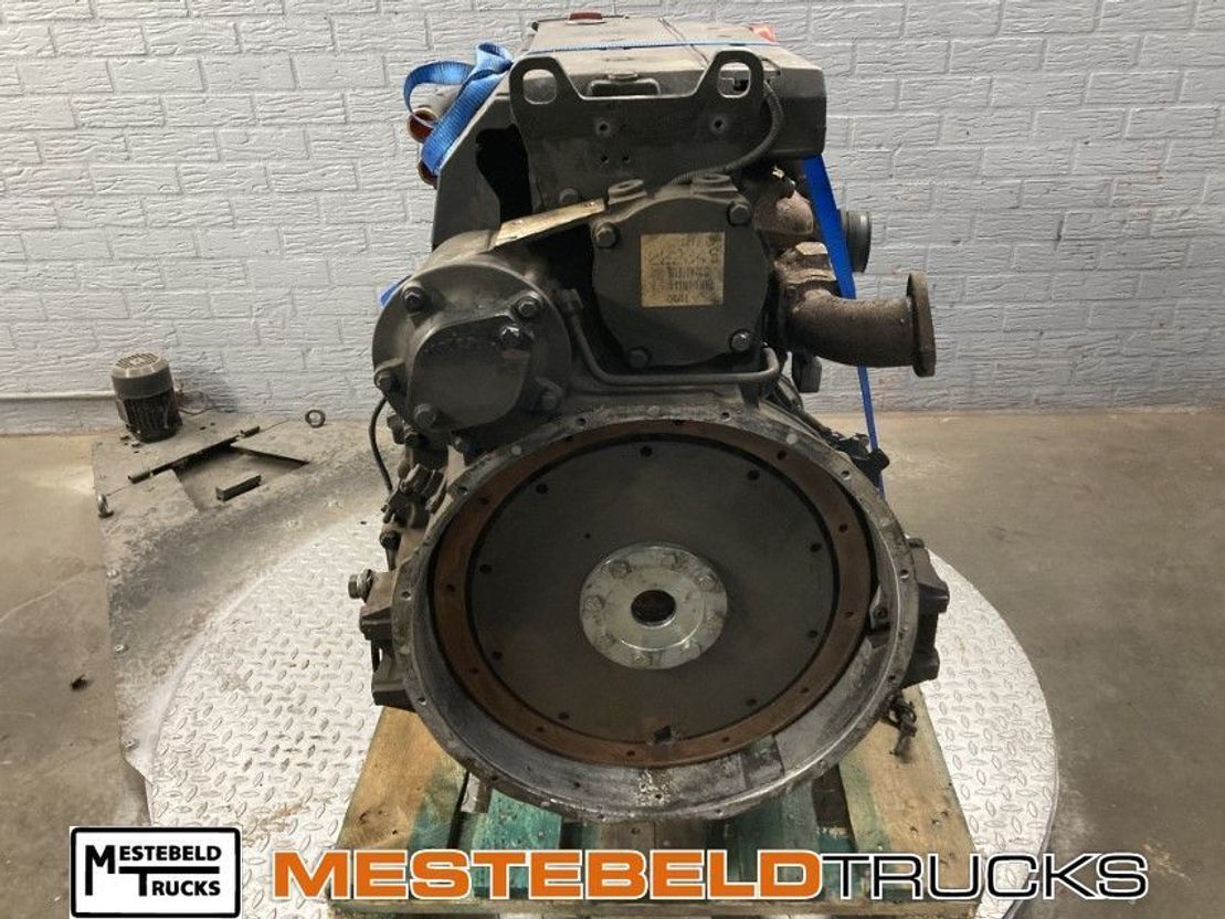 Mercedes-Benz Motor OM 906 LA II/2 - Motor für LKW: das Bild 4 Mercedes-Benz Motor OM 906 LA II/2 - Motor für LKW: das Bild 4