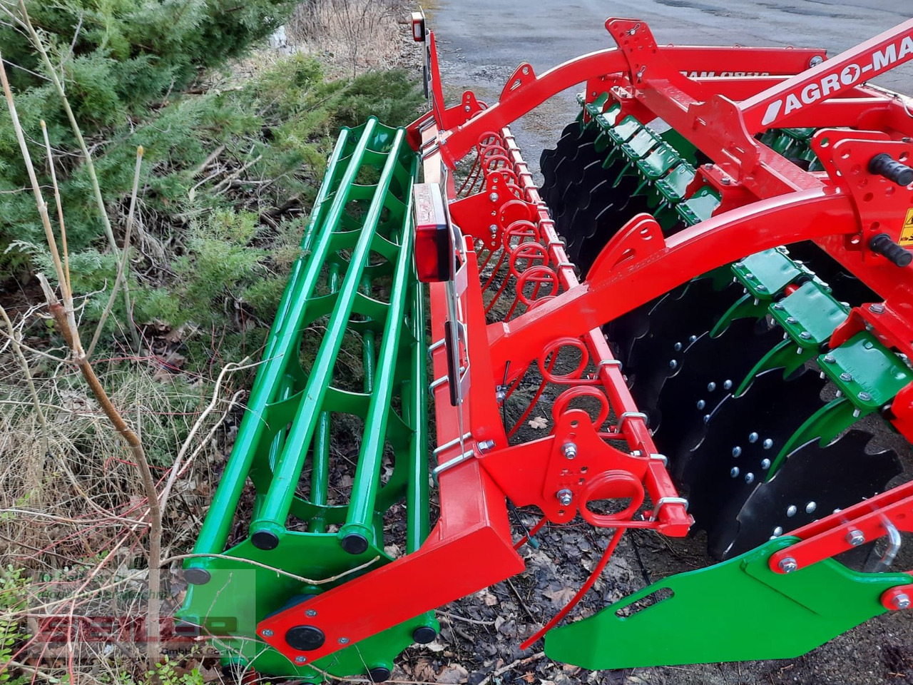 Agro-Masz BT 30 + Rohrstabwalze 500 mm - Scheibenegge: das Bild 5 Agro-Masz BT 30 + Rohrstabwalze 500 mm - Scheibenegge: das Bild 5