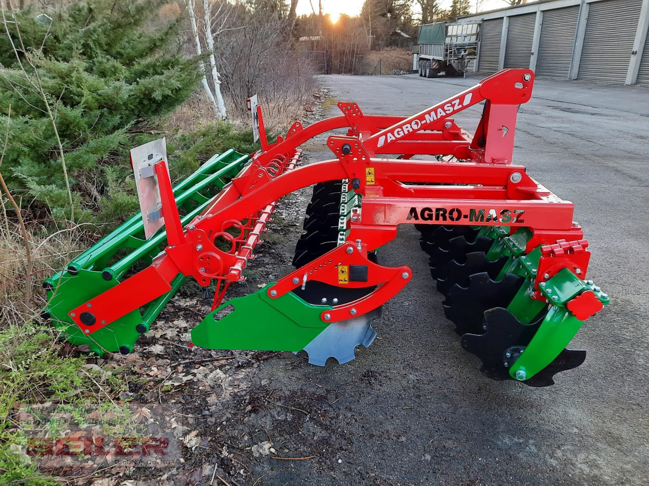 Agro-Masz BT 30 + Rohrstabwalze 500 mm - Scheibenegge: das Bild 2 Agro-Masz BT 30 + Rohrstabwalze 500 mm - Scheibenegge: das Bild 2