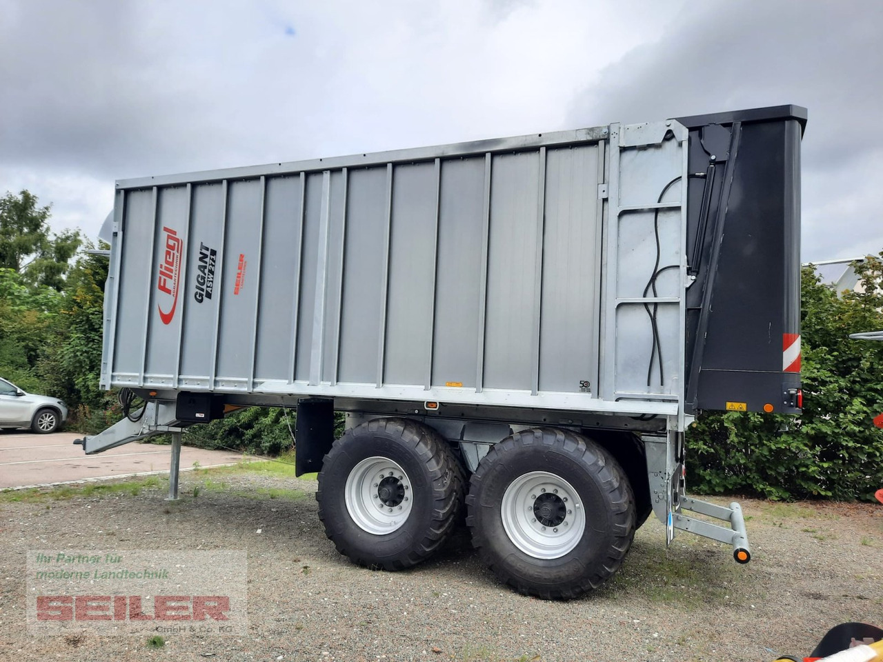 Fliegl ASW 271 C FOX "Franken-Renner" 40m³ - Ladewagen: das Bild 5 Fliegl ASW 271 C FOX "Franken-Renner" 40m³ - Ladewagen: das Bild 5
