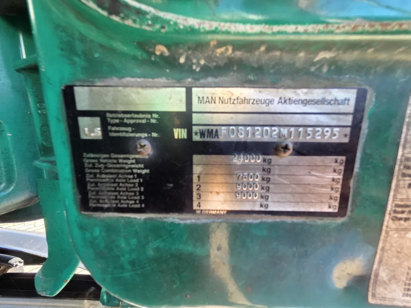 Pritsche LKW, Autokran MAN 26.362 6x4 Full spring Euro 2: das Bild 15