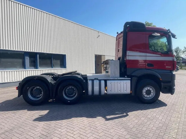 Mercedes-Benz Actros 2653 6x4 Blatt / Luft / Luft Low km! - Sattelzugmaschine: das Bild 5 Mercedes-Benz Actros 2653 6x4 Blatt / Luft / Luft Low km! - Sattelzugmaschine: das Bild 5