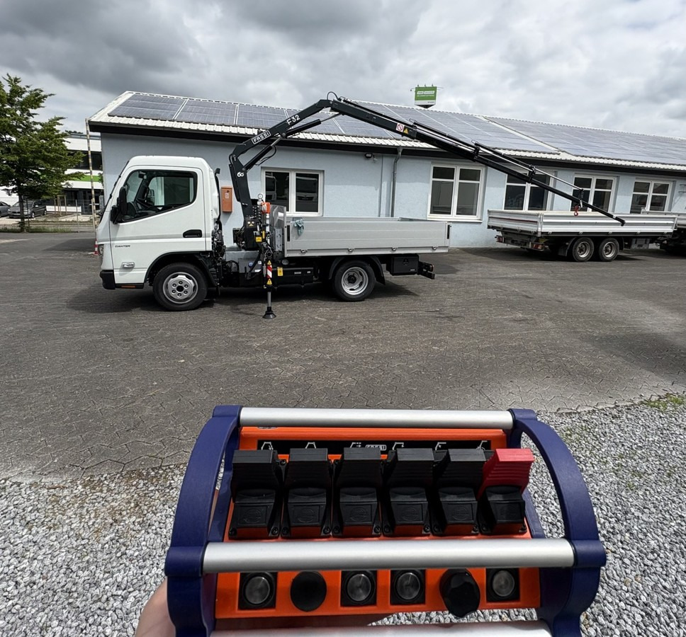 FUSO 3S15 Alu Pritsche 2.80m Ladekran Funk! sofort ve - Autokran: das Bild 5 FUSO 3S15 Alu Pritsche 2.80m Ladekran Funk! sofort ve - Autokran: das Bild 5