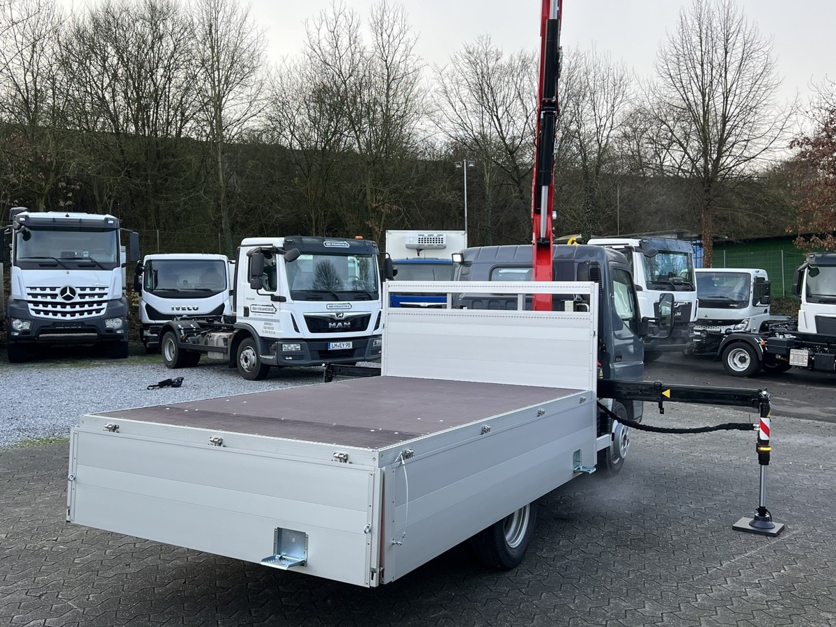 FUSO 6S15 Pritsche 3.0m Kran 4xhydr. Funk! - Leasing FUSO 6S15 Pritsche 3.0m Kran 4xhydr. Funk!: das Bild 11