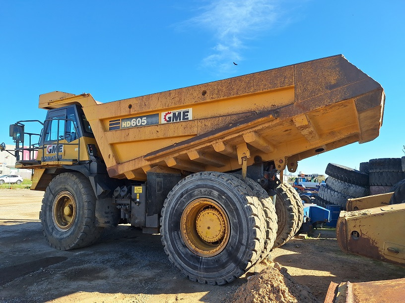 KOMATSU HD605-7EO - Dumper Starr: das Bild 3 KOMATSU HD605-7EO - Dumper Starr: das Bild 3
