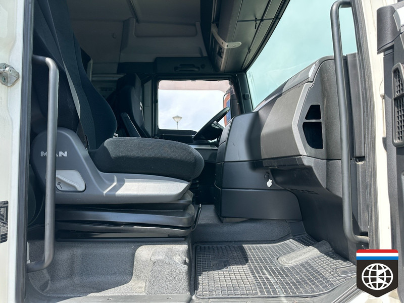 Plane LKW MAN TGX 18 440 NIGHT A/C - RETARDER - COMBI FREUHAUF: das Bild 17