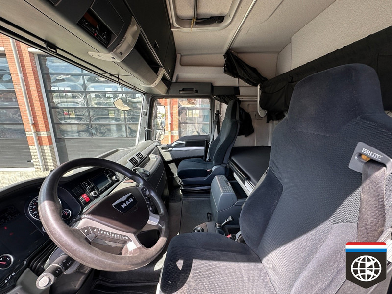 Plane LKW MAN TGX 18 440 NIGHT A/C - RETARDER - COMBI FREUHAUF: das Bild 9