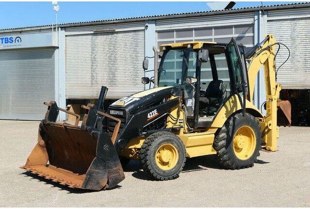Caterpillar 422 4x4, Mehrzweckgerät, Palettengabel, Schaufel - Baggerlader: das Bild 5 Caterpillar 422 4x4, Mehrzweckgerät, Palettengabel, Schaufel - Baggerlader: das Bild 5