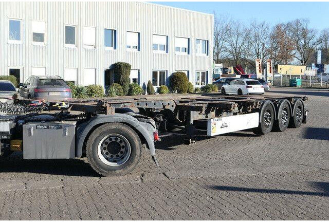 Krone SD, Container-Chassis, Heckausschub, Luft-Lift - Tieflader Auflieger: das Bild 2 Krone SD, Container-Chassis, Heckausschub, Luft-Lift - Tieflader Auflieger: das Bild 2