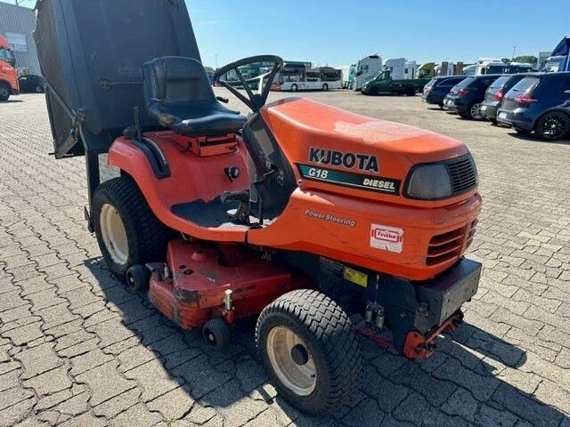 Kubota G 18 - Rasenmäher: das Bild 2 Kubota G 18 - Rasenmäher: das Bild 2