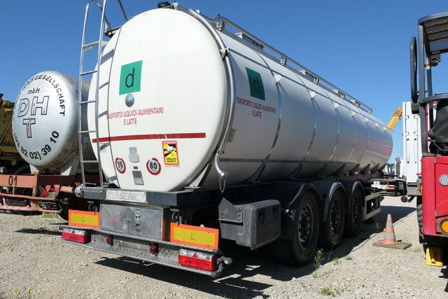 Menci SA 105/Lebensmittel/32.000 ltr./Iso/Spülleitung - Tankauflieger: das Bild 2 Menci SA 105/Lebensmittel/32.000 ltr./Iso/Spülleitung - Tankauflieger: das Bild 2