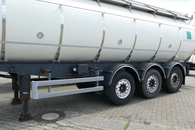 Menci SA 105/Lebensmittel Tank 32 cbm./12x auf Lager! - Tankauflieger: das Bild 3 Menci SA 105/Lebensmittel Tank 32 cbm./12x auf Lager! - Tankauflieger: das Bild 3