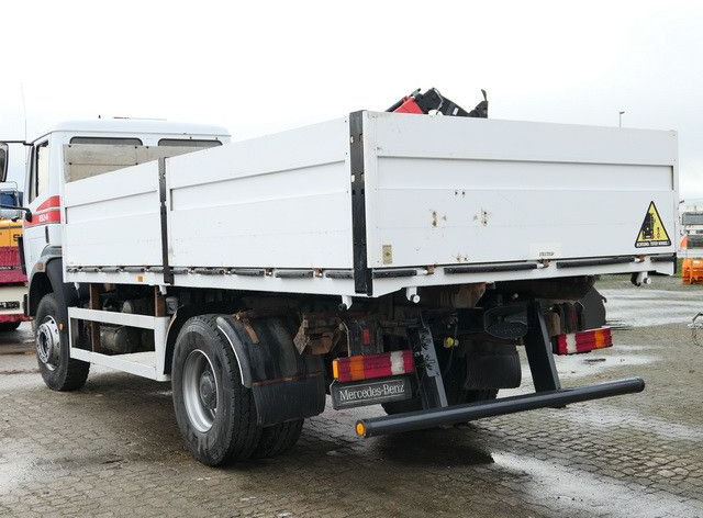 Mercedes-Benz 1824 AK 4x4, Allrad, AHK, Blattfederung, 168tkm - Pritsche LKW: das Bild 3 Mercedes-Benz 1824 AK 4x4, Allrad, AHK, Blattfederung, 168tkm - Pritsche LKW: das Bild 3