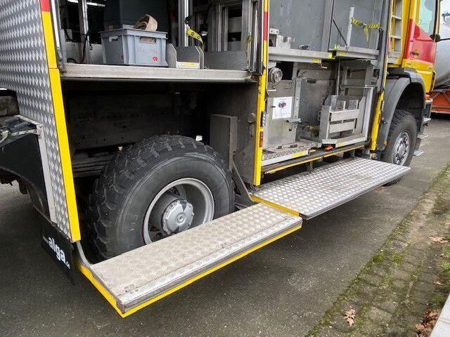 Feuerwehrfahrzeug Mercedes-Benz 1833 Axor 4x4,Palfinger PK8502,Allrad,Seilwinde: das Bild 6