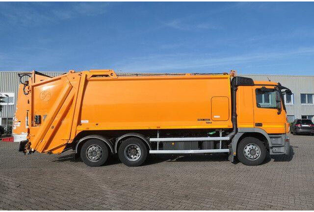 Mercedes-Benz 2532 L Actros 6x2,Schörling, Terberg, Lenk-Lift - Müllwagen: das Bild 5 Mercedes-Benz 2532 L Actros 6x2,Schörling, Terberg, Lenk-Lift - Müllwagen: das Bild 5