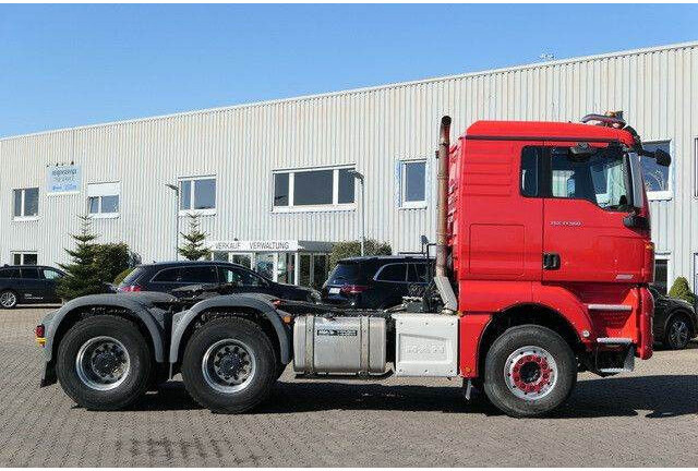 MAN 33.560 TGX BLS 6x4, Hydr., Intarder, Alu-Felgen - Sattelzugmaschine: das Bild 2 MAN 33.560 TGX BLS 6x4, Hydr., Intarder, Alu-Felgen - Sattelzugmaschine: das Bild 2