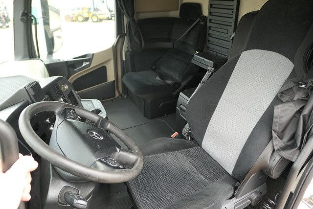 Sattelzugmaschine Mercedes-Benz 1845 LS Actros 4x2, Retarder, BigSapce, Klima: das Bild 11