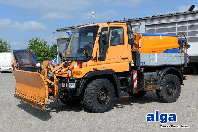 Unimog U 300 4x4, Schmidt, Streuer, Schild, Klima,27tkm - Transporter: das Bild 1 Unimog U 300 4x4, Schmidt, Streuer, Schild, Klima,27tkm - Transporter: das Bild 1