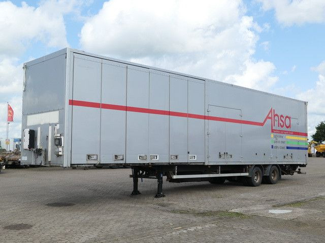 Wiese, Autotransporter, Motorsport, Oldtimer - Autotransporter Auflieger: das Bild 3 Wiese, Autotransporter, Motorsport, Oldtimer - Autotransporter Auflieger: das Bild 3