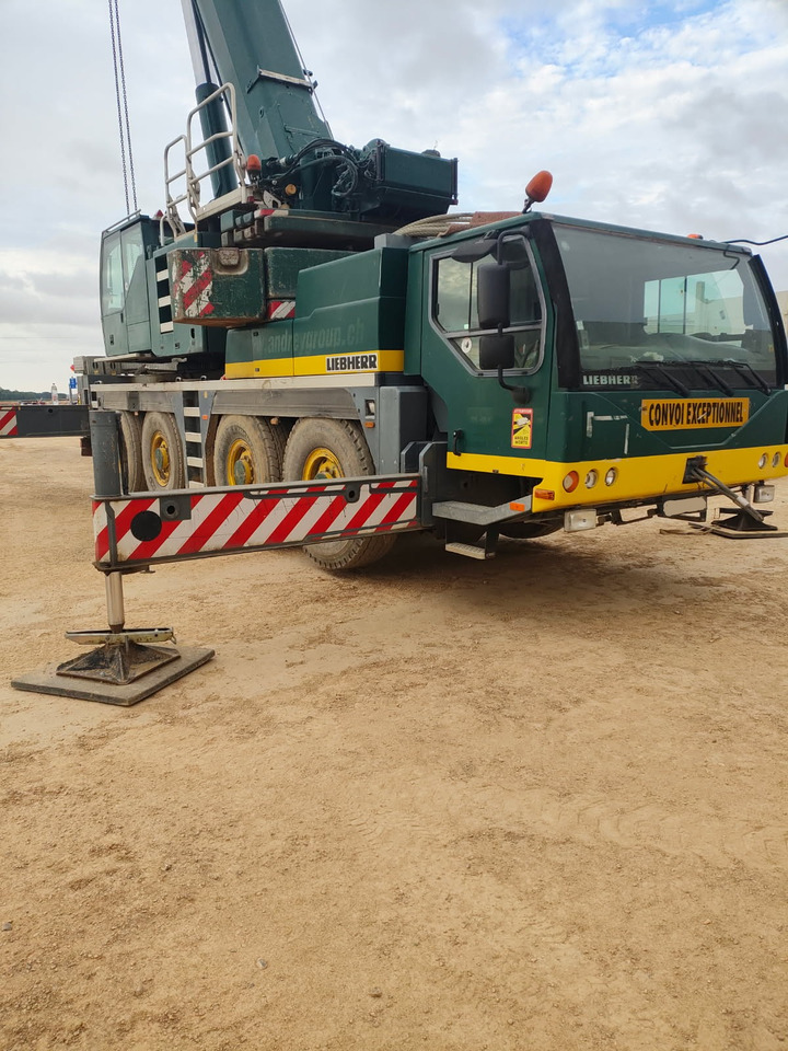 LIEBHERR LTM 1055 3.2 - Baumaschine: das Bild 1 LIEBHERR LTM 1055 3.2 - Baumaschine: das Bild 1