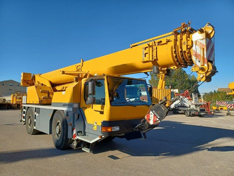 LIEBHERR LTM 1040 2.1 - Mobilkran: das Bild 1 LIEBHERR LTM 1040 2.1 - Mobilkran: das Bild 1