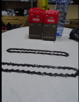 2 Chaînes de tronçonneuse OREGON 91PX033 - Metallbearbeitungsmaschine: das Bild 1 2 Chaînes de tronçonneuse OREGON 91PX033 - Metallbearbeitungsmaschine: das Bild 1