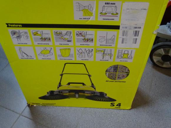Balayeuse mécanique KARCHER S 4 Twin - Kehrsaugmaschine: das Bild 5 Balayeuse mécanique KARCHER S 4 Twin - Kehrsaugmaschine: das Bild 5