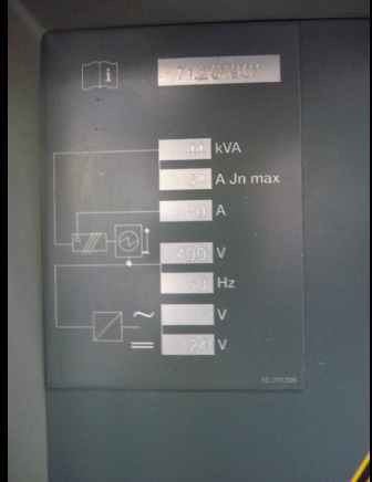 CNC Fraiseuse 5 axes simultanés Deckel Maho DMU 80P - Fräsmaschine: das Bild 4 CNC Fraiseuse 5 axes simultanés Deckel Maho DMU 80P - Fräsmaschine: das Bild 4