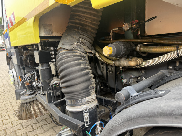 Tankwagen Camion balayeuse Renault SEMAT 6 M³: das Bild 11