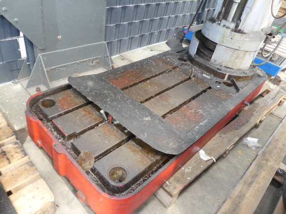 Fraiseuse Mas YR4A - Metallbearbeitungsmaschine: das Bild 3 Fraiseuse Mas YR4A - Metallbearbeitungsmaschine: das Bild 3