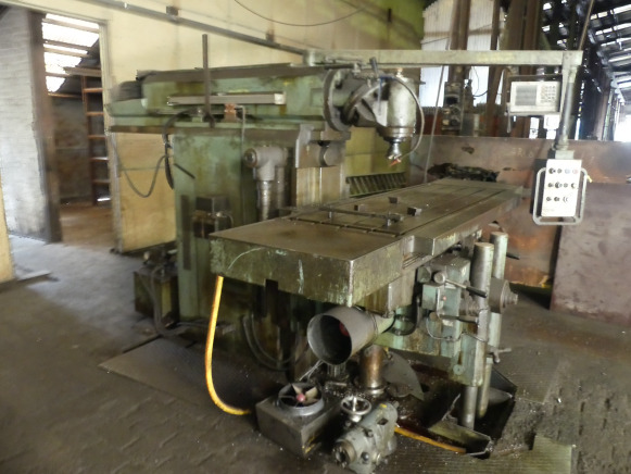 Fraiseuse universelle CNC 3 aves Fias Mh6 - Fräsmaschine: das Bild 2 Fraiseuse universelle CNC 3 aves Fias Mh6 - Fräsmaschine: das Bild 2