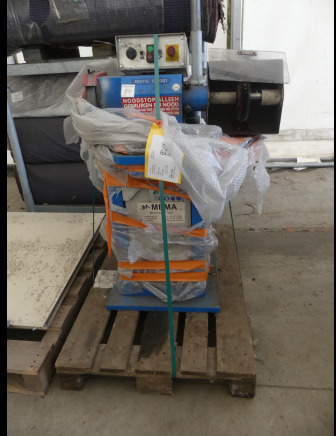 Touret à meuler double tête Aceti Machinne 108 - Metallbearbeitungsmaschine: das Bild 1 Touret à meuler double tête Aceti Machinne 108 - Metallbearbeitungsmaschine: das Bild 1