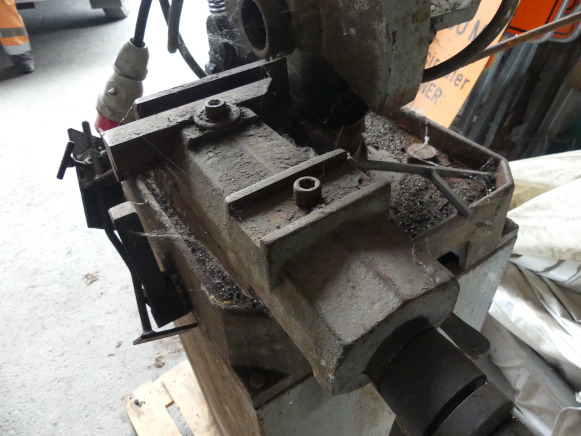 Tronçonneuse pour métaux Drehmann DR250 - Metallbearbeitungsmaschine: das Bild 4 Tronçonneuse pour métaux Drehmann DR250 - Metallbearbeitungsmaschine: das Bild 4